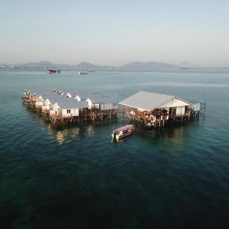 Shun Shun Water Bungalows Hotel Semporna Ngoại thất bức ảnh